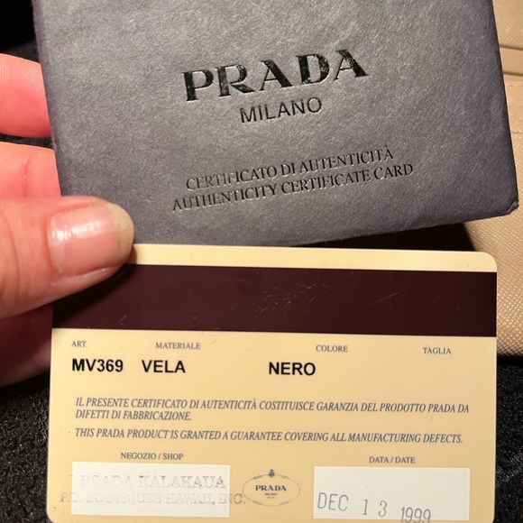 Authentic Prada Ribbon Bifold Long Wallet - Picture 12 of 12